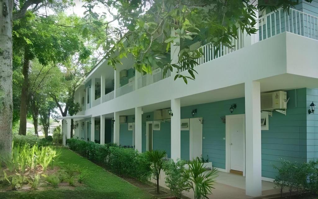 Varee Valley Resort And Restaurant Κον Καέν Εξωτερικό φωτογραφία
